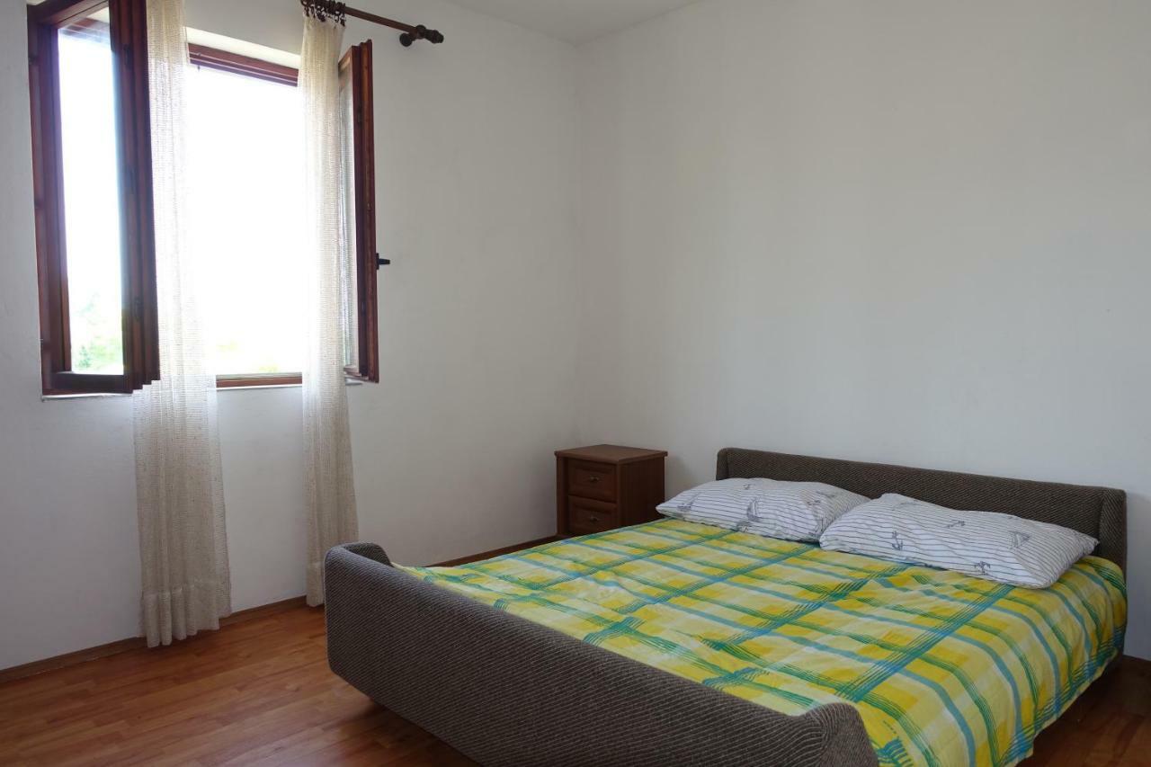 Apartment Dede Nin Eksteriør billede